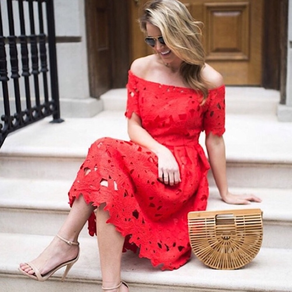 Gorgeous Off the Shoulder Dress ❤️